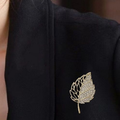 コサージュ 入園式 上品な葉模様輝き胸針コサージュ入園式用