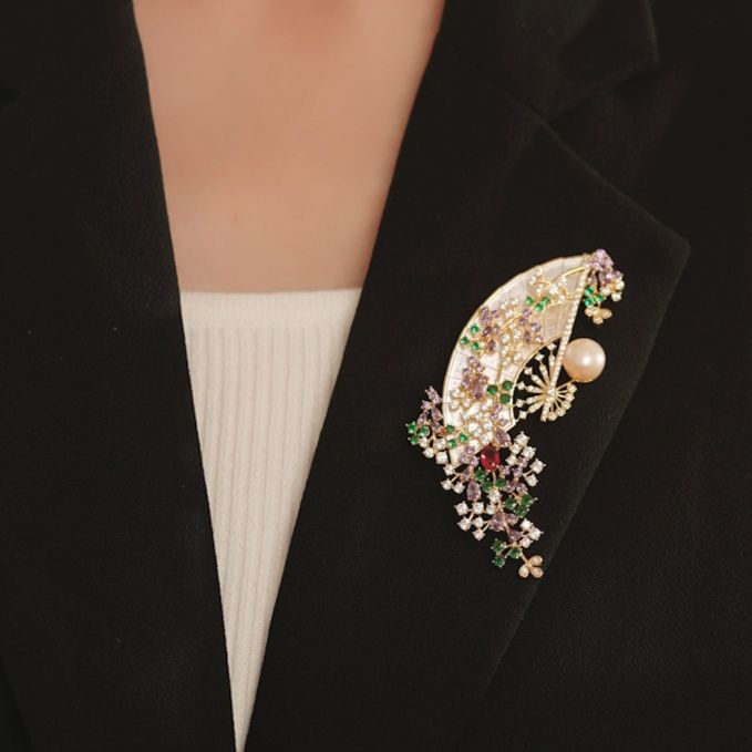 コサージュ 入学式 扇子モチーフ華やか宝石コサージュ