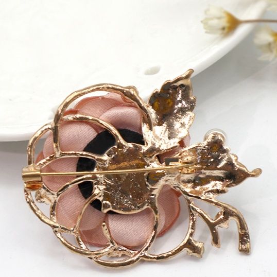 コサージュ結婚式薔薇コサージュ上品華やか高級