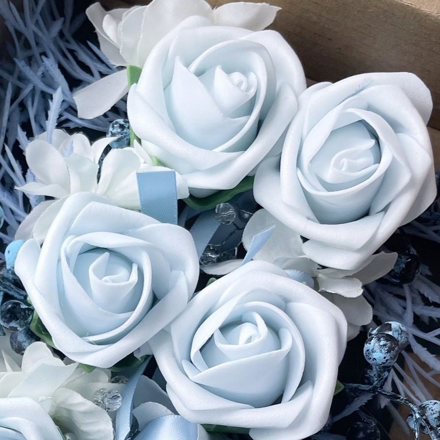 コサージュ結婚式 薔薇と小花のエレガント胸花飾り