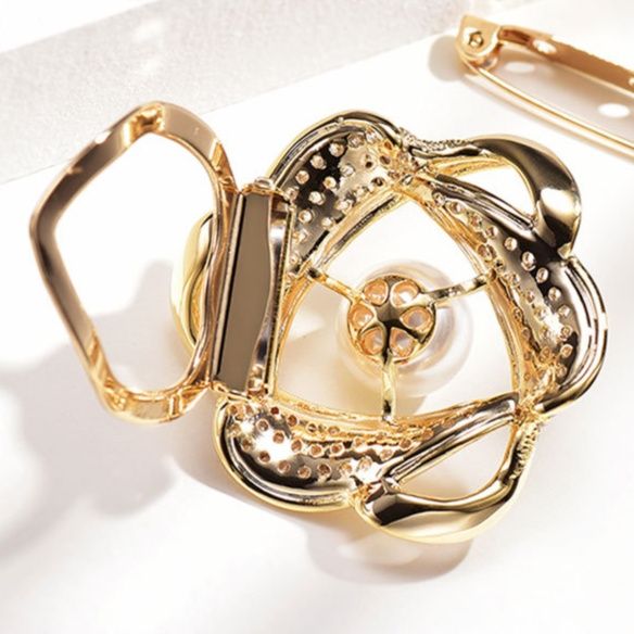 コサージュ 入園式華やか輝石パール多機能留め具ブローチ