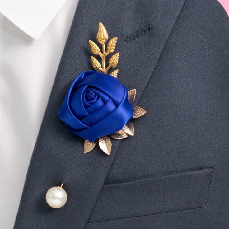 コサージュ 薔薇と金葉に揺れる一粒パール付き　結婚式