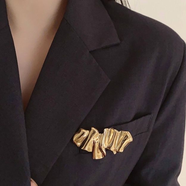 コサージュ 立体メタルリボンモチーフコサージュ　結婚式