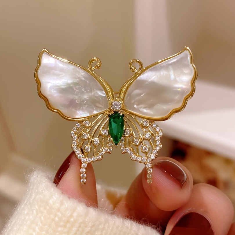 コサージュ 入学式 真珠の羽根蝶々ブローチ入学式用