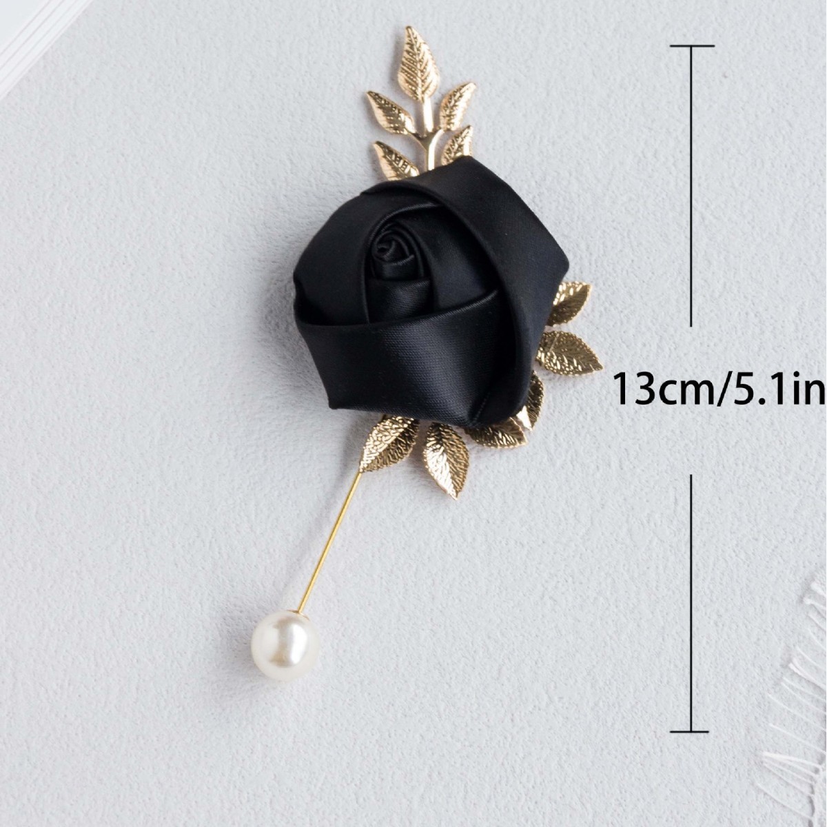 コサージュ 薔薇と金葉に揺れる一粒パール付き　結婚式