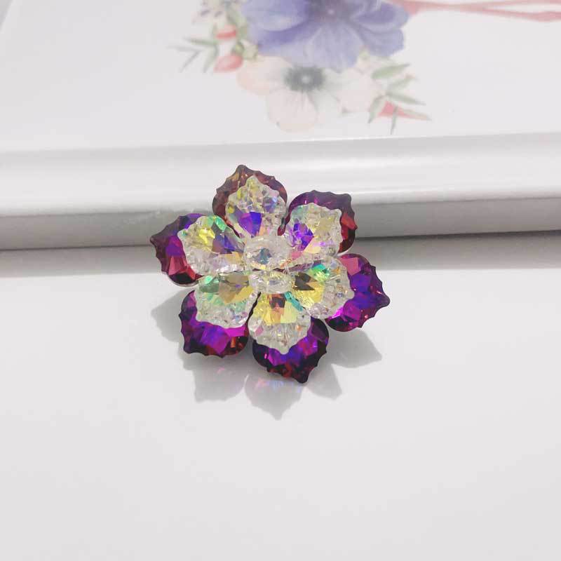 コサージュ 虹色輝石の花びらコサージュ