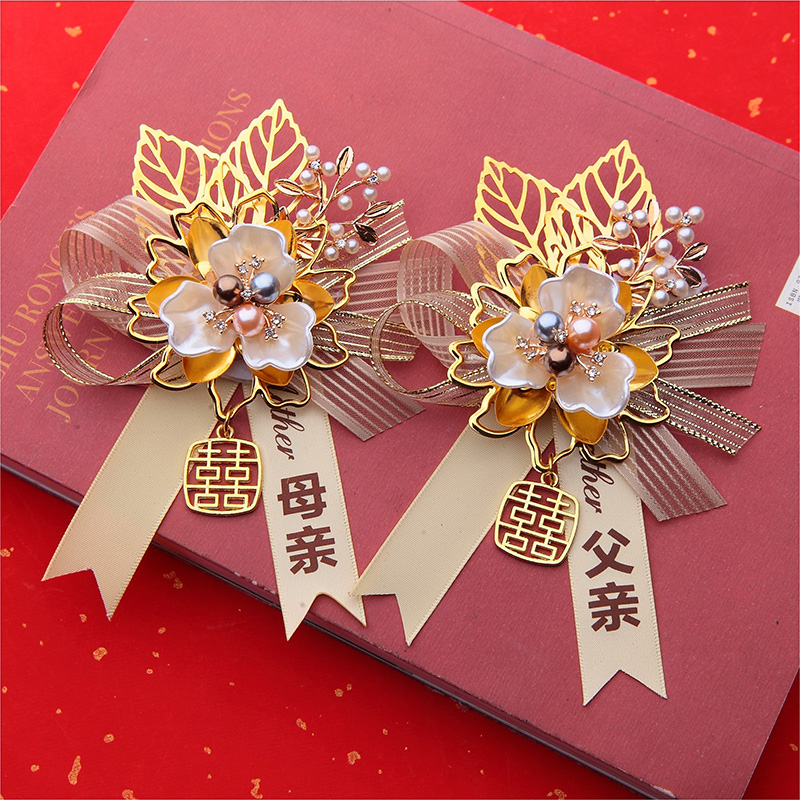 コサージュ 花重ね 祝福の輝き