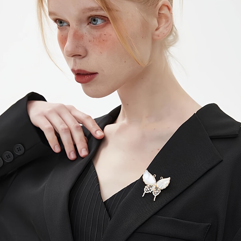 コサージュ 入学式 真珠の羽根蝶々ブローチ入学式用