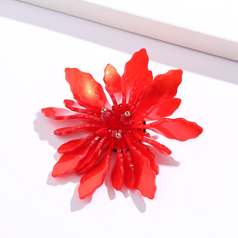 透明感溢れる立体花びらコサージュ