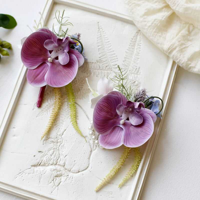 コサージュ 胡蝶蘭の輝き 純粋な誓いの花