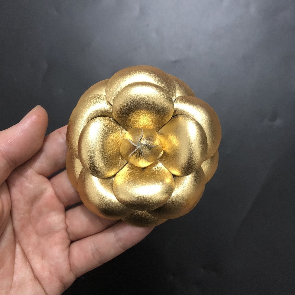 コサージュ 花びら輝く 立体花コサージュ