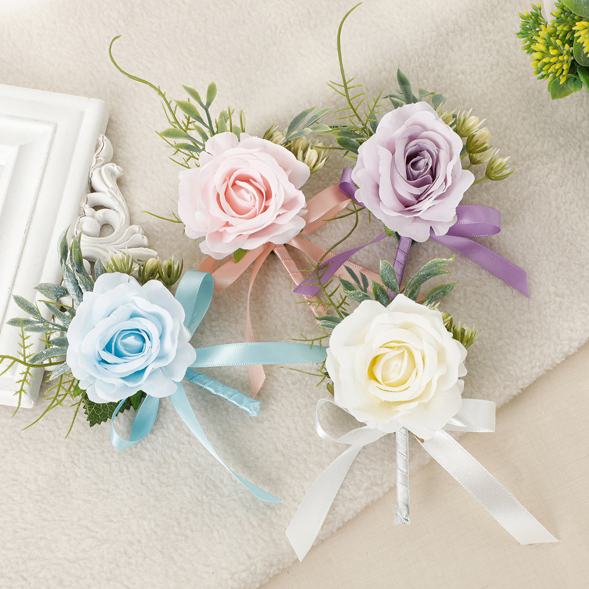 コサージュ 結婚式薔薇と小花の華やかリボンコサージュ