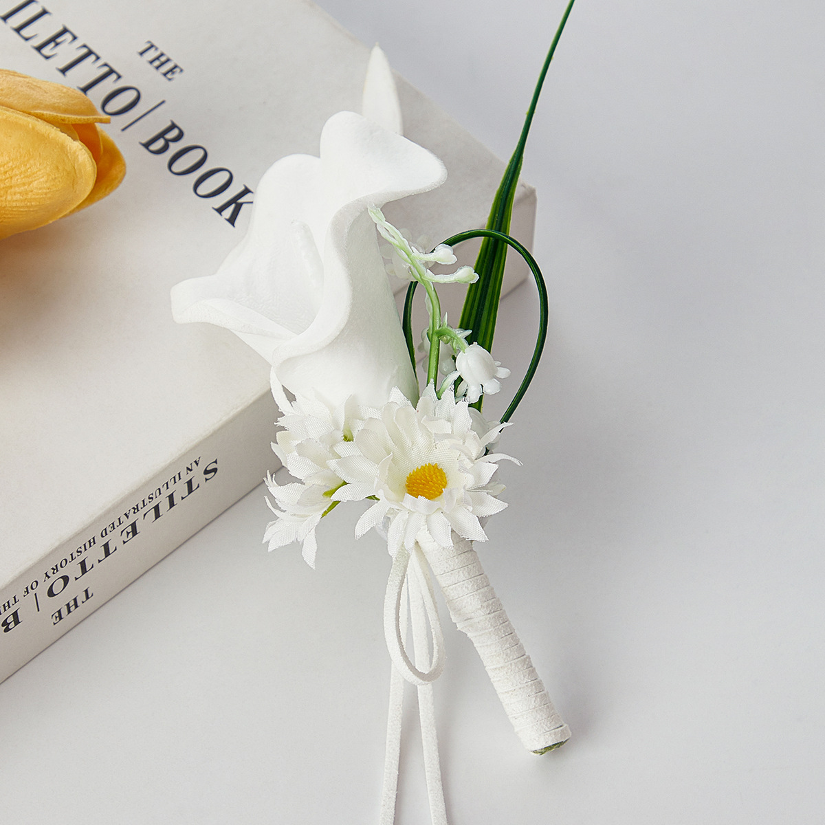 コサージュ 上品な花束風手首飾り優雅なゲスト用装身具