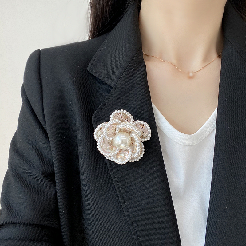 コサージュ 花の舞 真珠のしずく