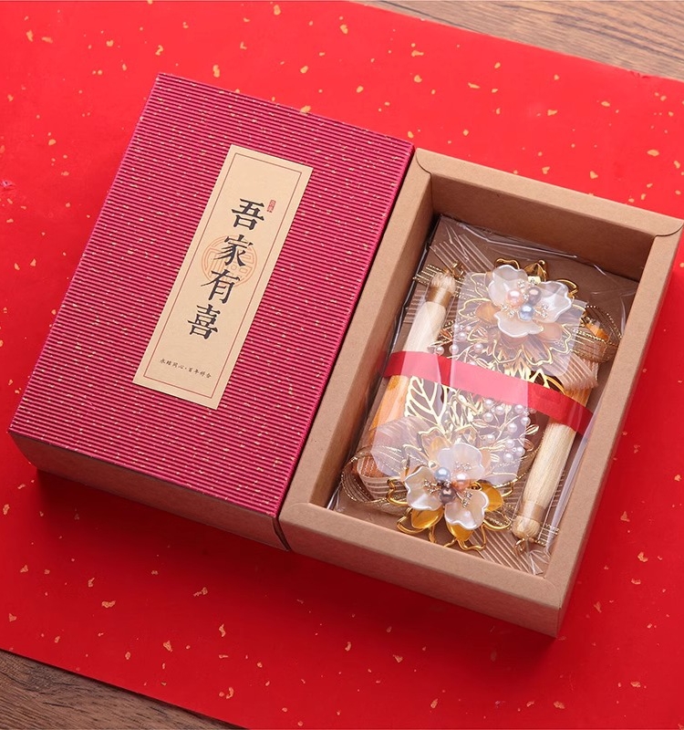 コサージュ 花重ね 祝福の輝き