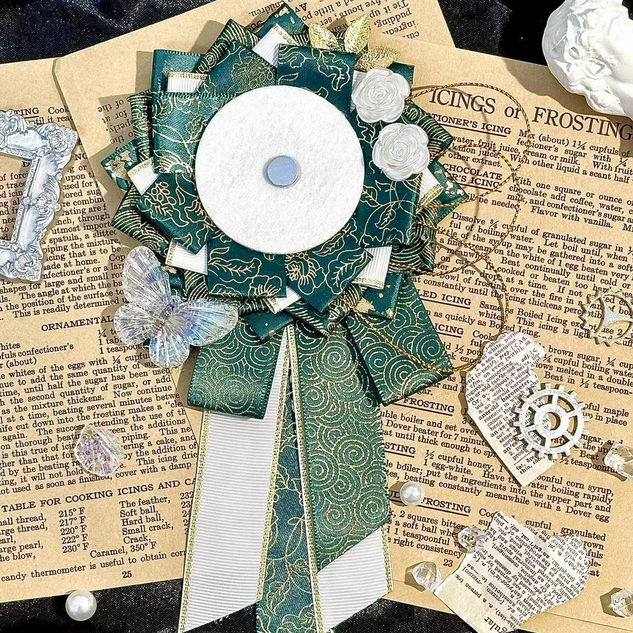 コサージュ ロゼット型リボン花飾り付き晴れの日コサージュ 結婚式