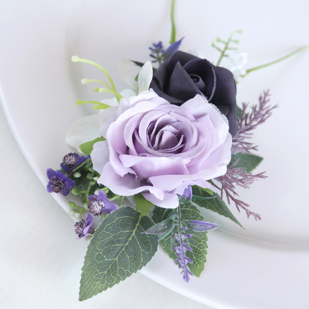  優雅な薔薇と小花のフォーマルコサージュ