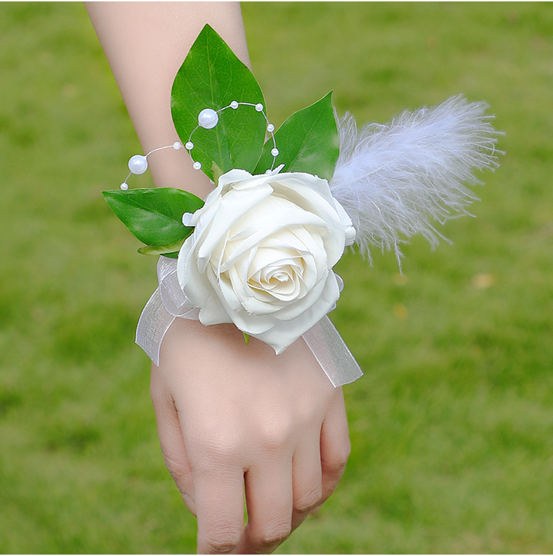 コサージュ結婚式 薔薇とふわふわ羽毛の手首用リストレット