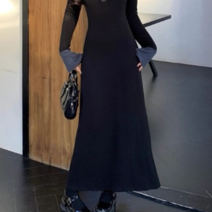 https://fulmo-img-server.com/cozychic/1736861061993_2lrpfbe9_3jiquh3b.jpeg