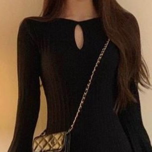 https://fulmo-img-server.com/cozychic/1736864249828_7m4aciec_8uyw9mak.jpeg