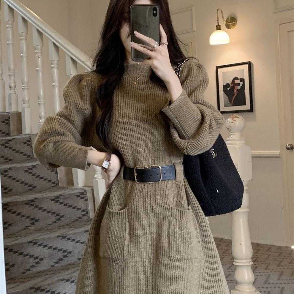 パフスリーブリブニットワンピース