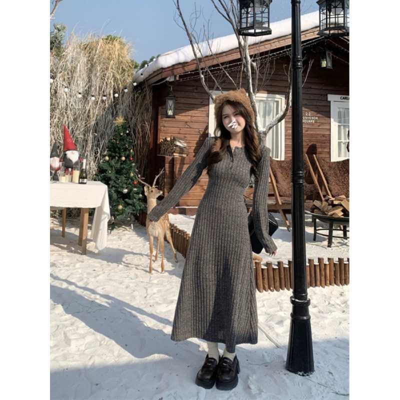 ふんわり袖リブニットワンピース