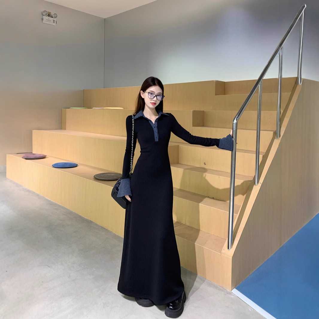 シンプル襟付きニットワンピース