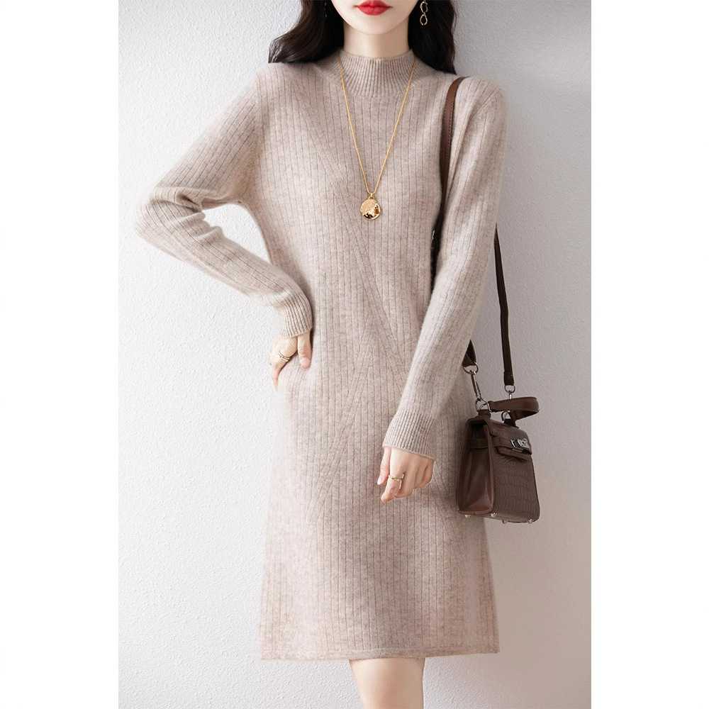 リブ編み ハイネック ニットワンピース