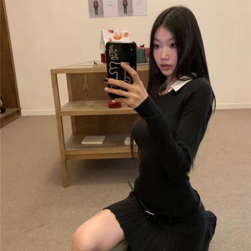 衿付きプリーツデザインニットワンピース