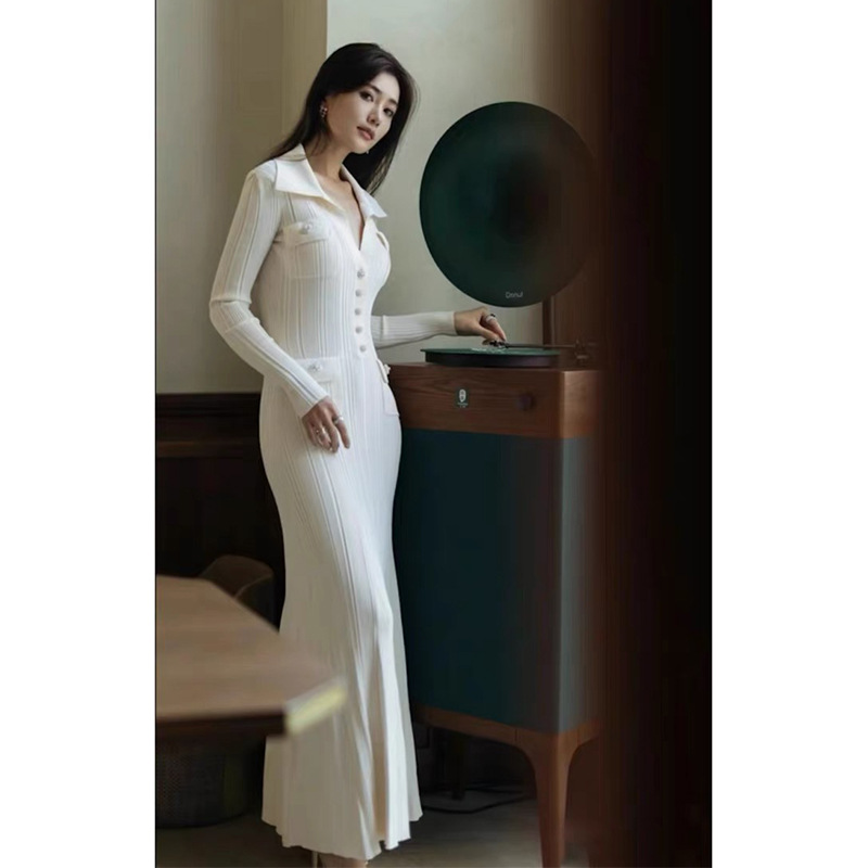 https://fulmo-img-server.com/cozychic/2c4dccff-925e-4e8d-81ca-f2ea2fedff1a.jpg