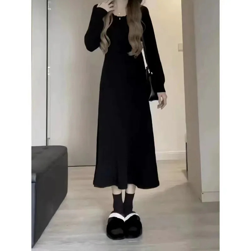 ふんわり優美プリーツニットワンピース