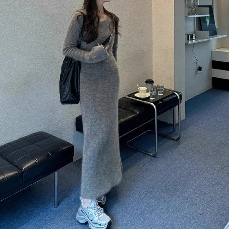 ニットワンピース シンプルリブニットロングワンピース