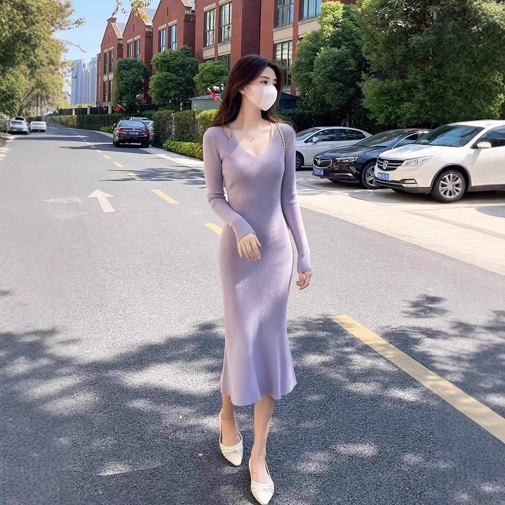 ラインが美しい上質リブニットワンピース