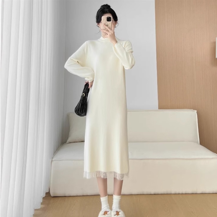 ニットワンピース フリンジ裾ニットロングワンピース
