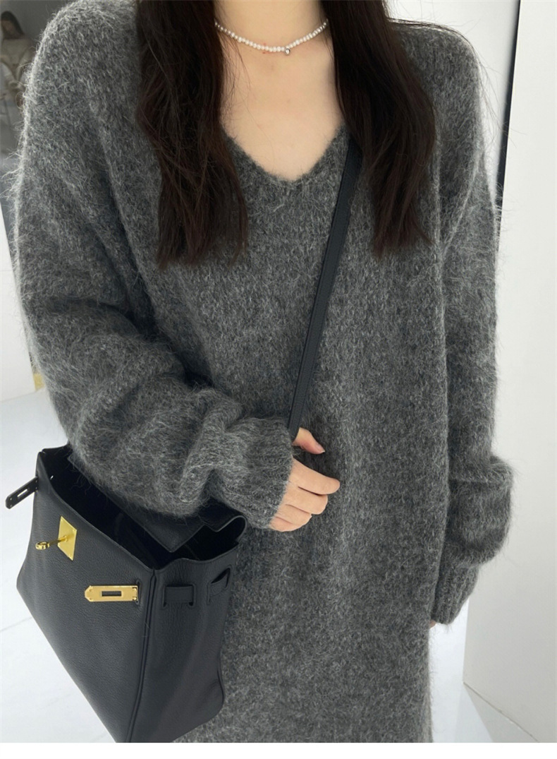 ふんわり柔らか冬の贅沢ニットワンピース