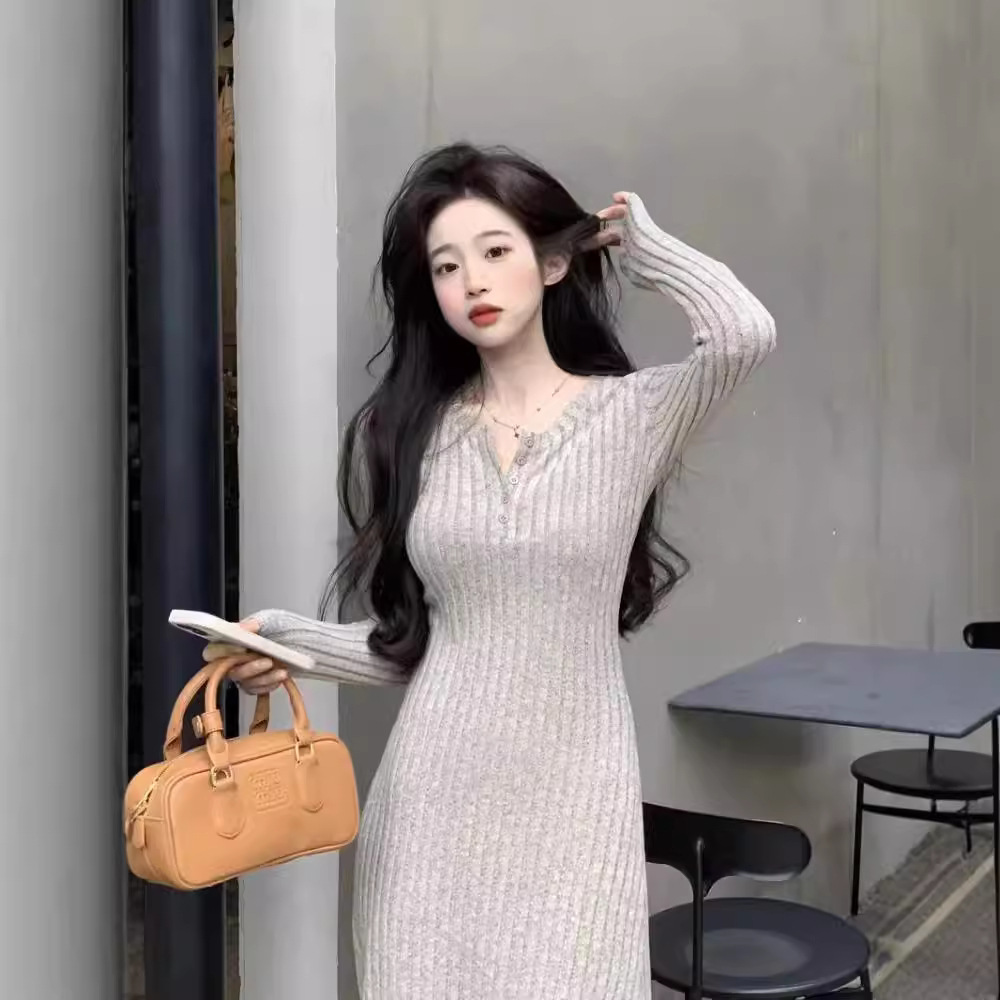 https://fulmo-img-server.com/cozychic/5e5f0d26-2cf7-4498-b7df-24d089eb1f4e.jpg