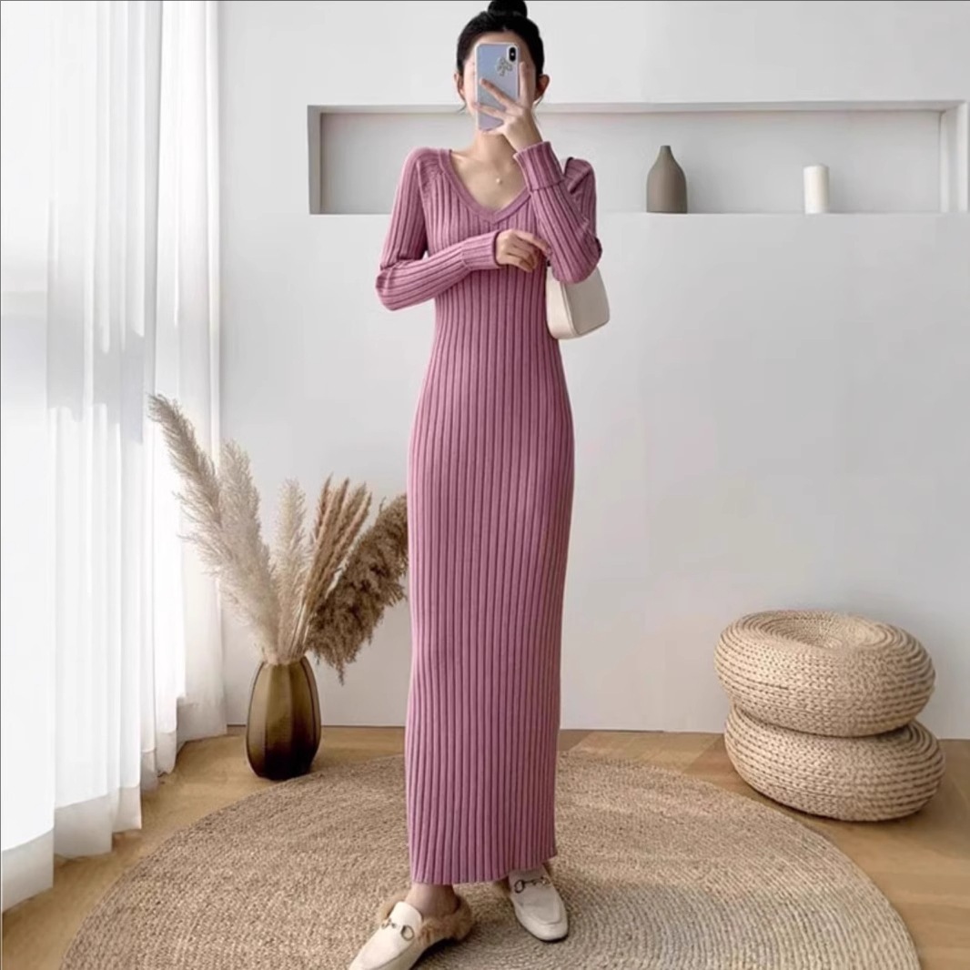 シンプル美シルエットニットワンピース