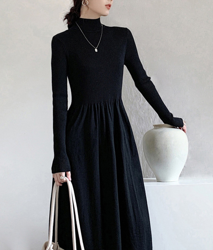 https://fulmo-img-server.com/cozychic/7678e006-638e-474b-9993-0e11fc123b3a.jpg