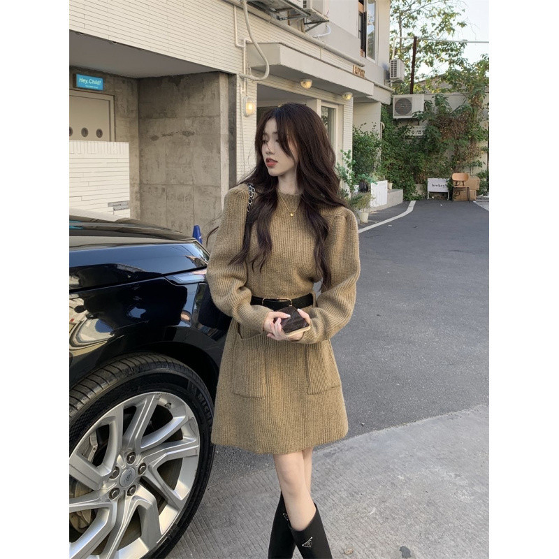 パフスリーブ ベルト付きニットワンピース