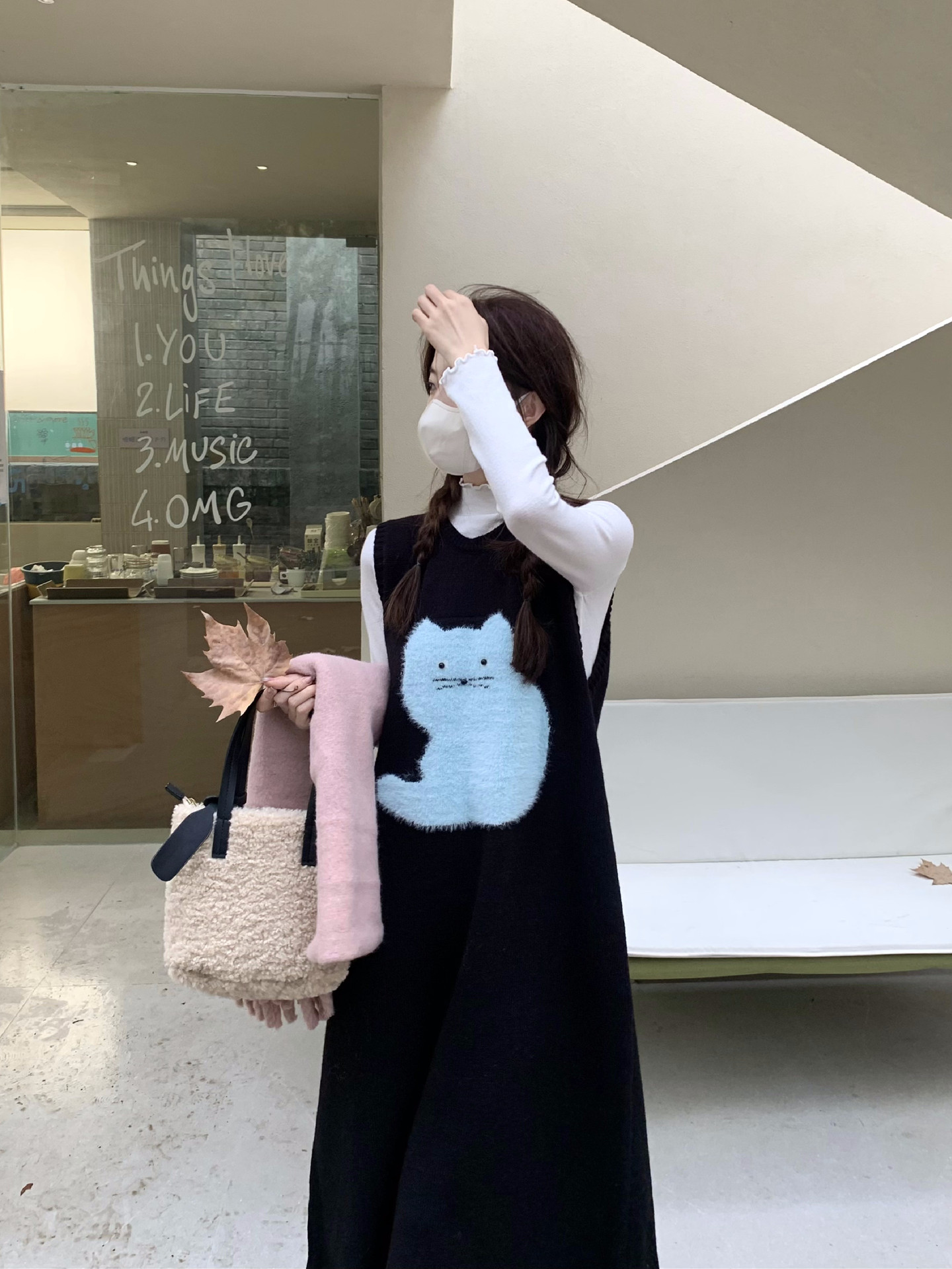 https://fulmo-img-server.com/cozychic/7f626783-3ae1-4aea-a351-fad2ed32392f.jpg