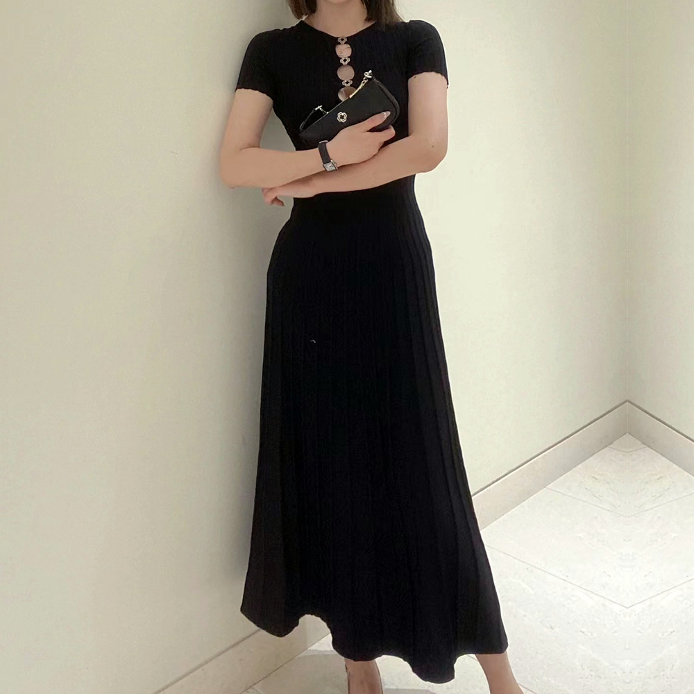 https://fulmo-img-server.com/cozychic/9546f808-85c6-4bda-abb2-c6444a96d09d.jpg