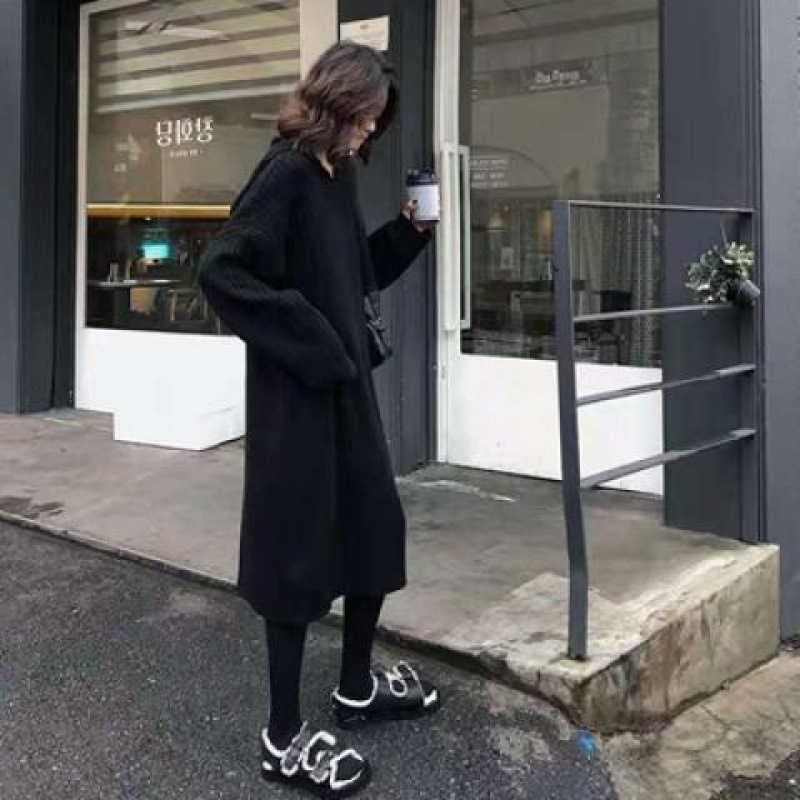フード付きリブ編みニットワンピース