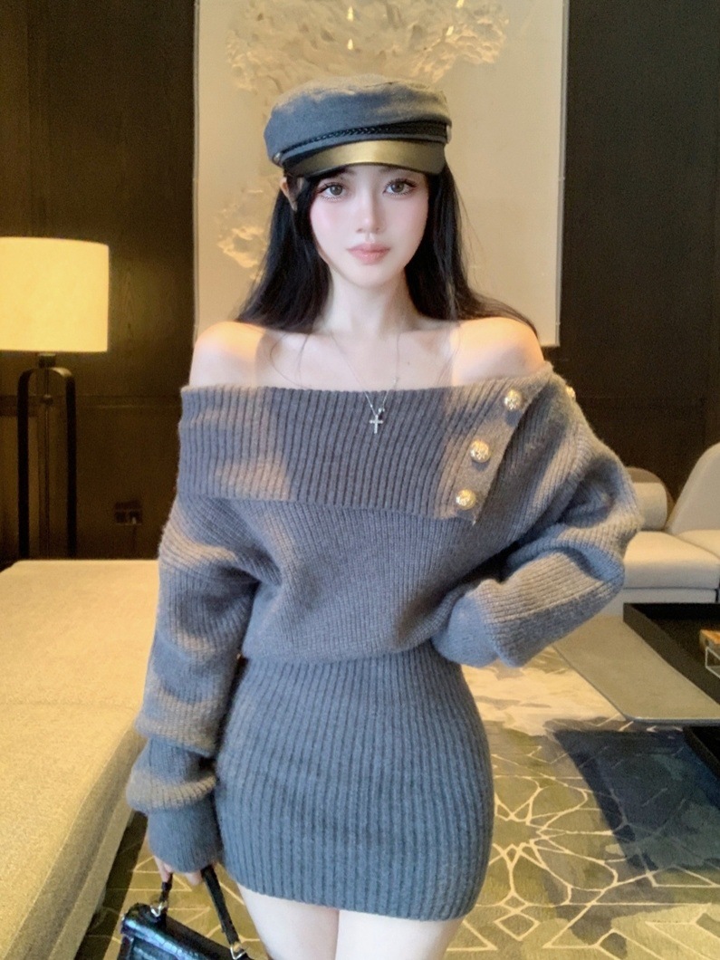 甘めボタンデザイン オフショルミニニットワンピース