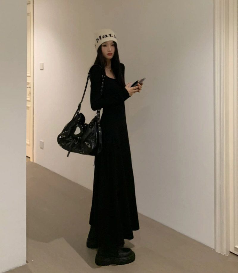 https://fulmo-img-server.com/cozychic/b71421eb-9d91-4a86-9014-9ebf7b6bc48e.jpg