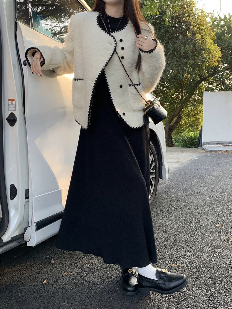 シンプル美シルエットニットワンピース