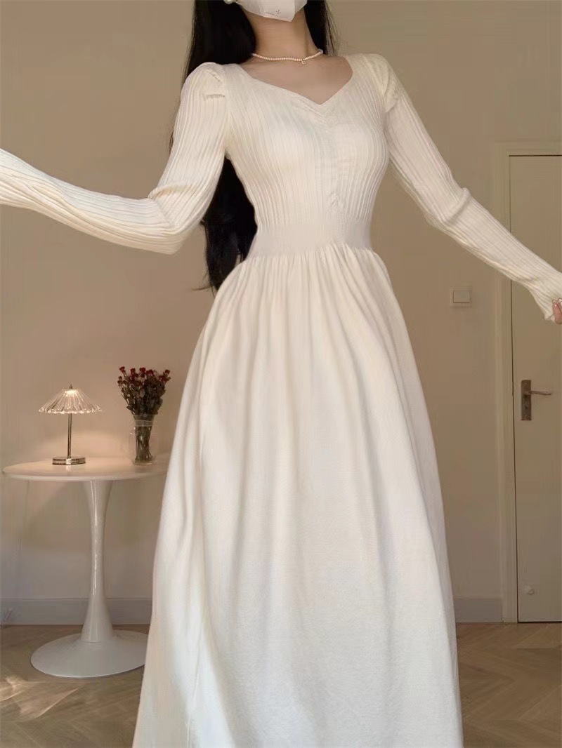 https://fulmo-img-server.com/cozychic/d3e3ddf4-eeaa-4f2d-8a17-730cdf91bb4a.jpg