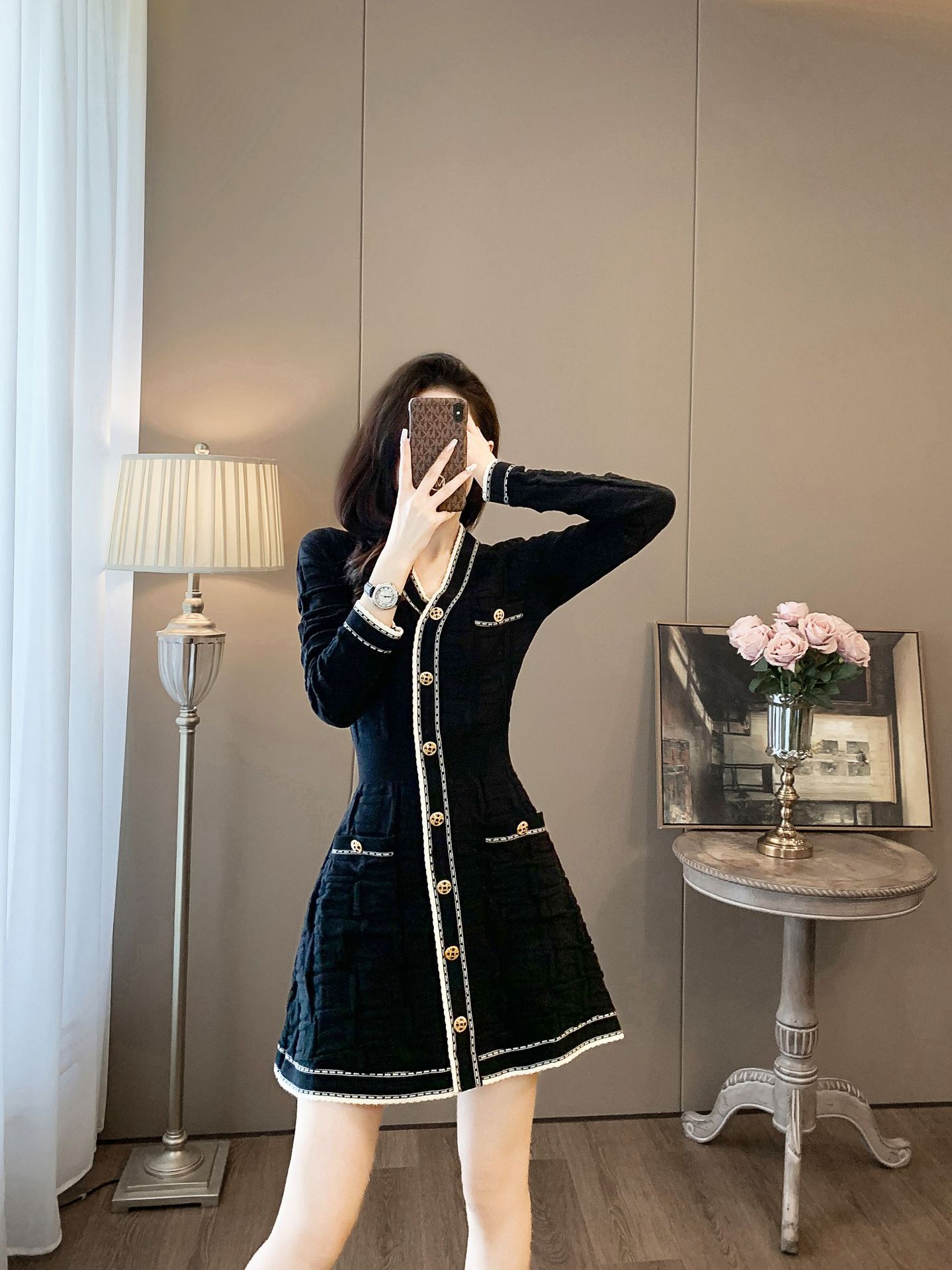 https://fulmo-img-server.com/cozychic/d5145120-5037-413f-8bd5-d6dcd1aa13d6.jpg