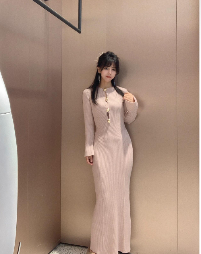 ニットワンピース ノーブルリブニットロングワンピース