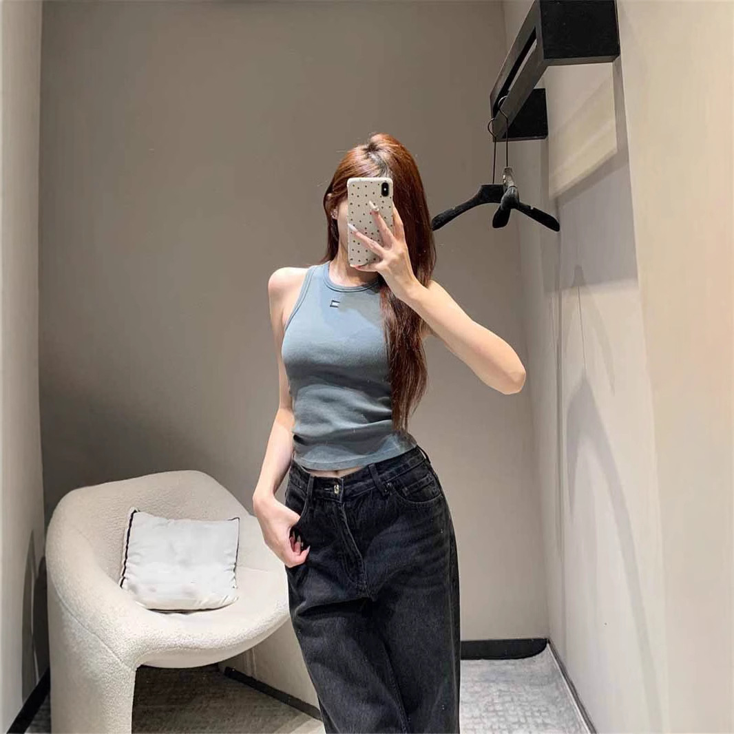 https://fulmo-img-server.com/cozychic/e402a712-3278-454e-8701-0ccfcde854c0.jpg