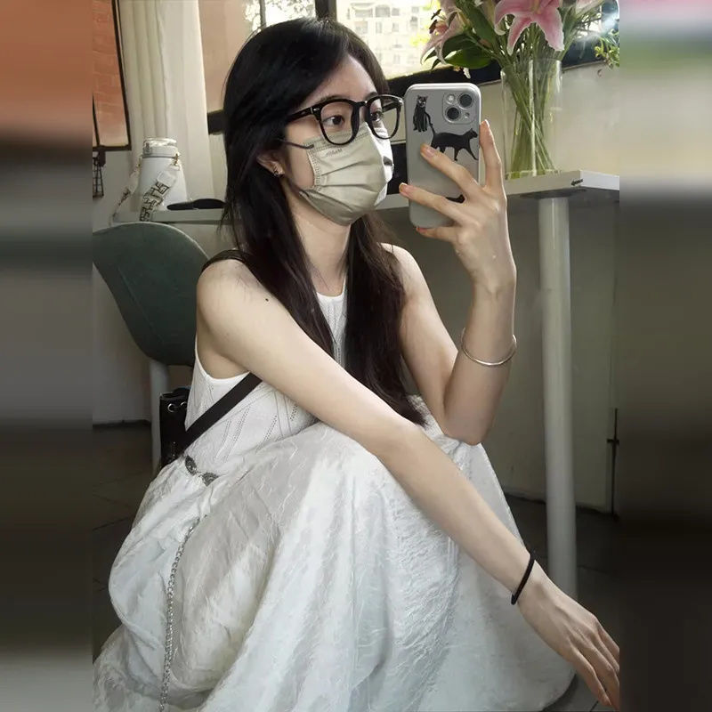 優美シルエットニットワンピース